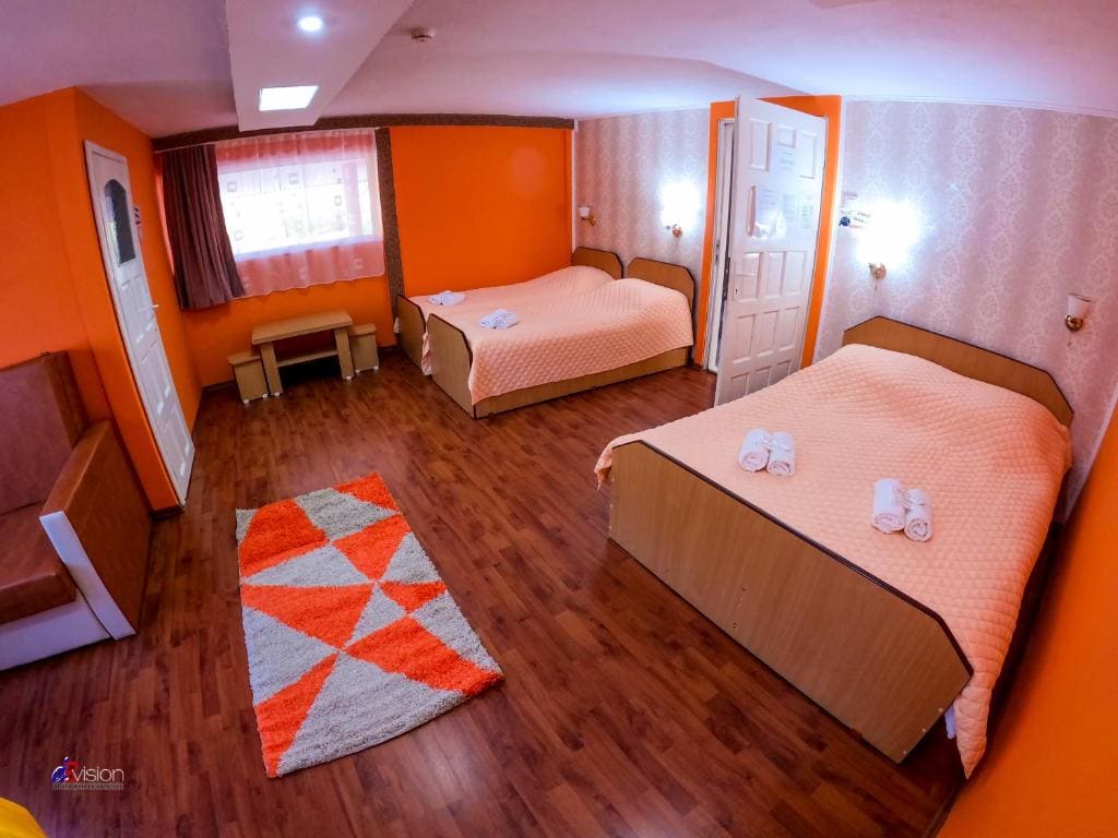 Quadruple Room with Bathroom room - Image 3