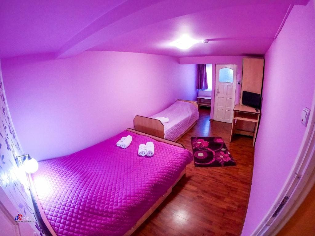 Triple Room with Private Bathroom room - Image 3