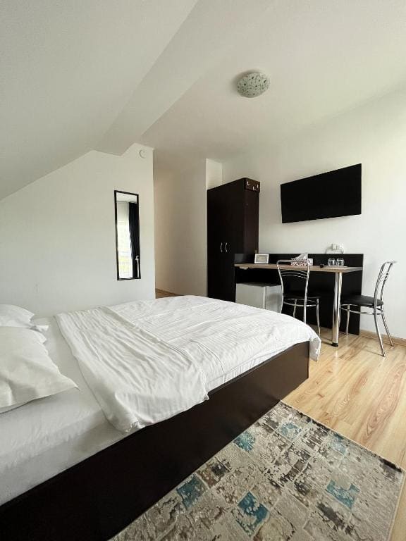 Double Room room - Image 2