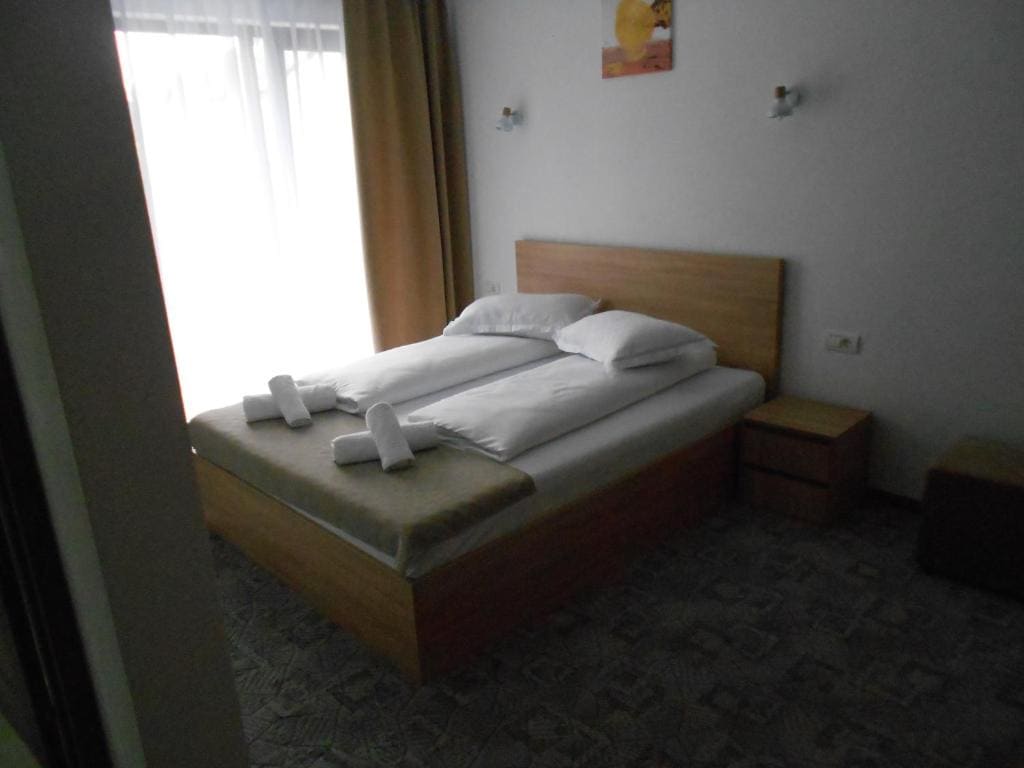 Family Room room - Image 1