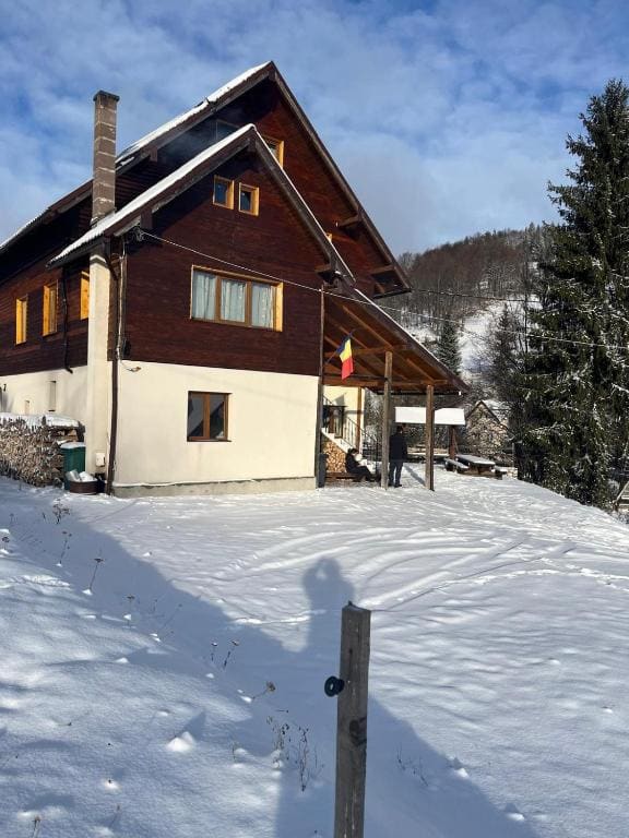 Double Room with Bathroom room - Image 3