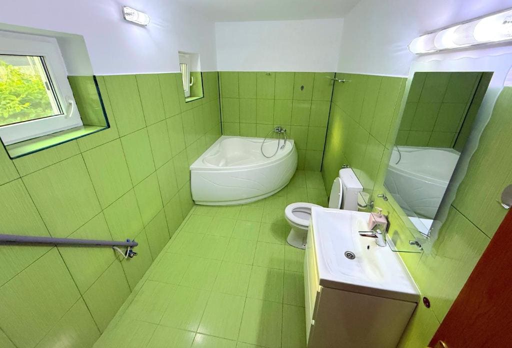 Two-Bedroom Apartment with Terrace room - Image 3