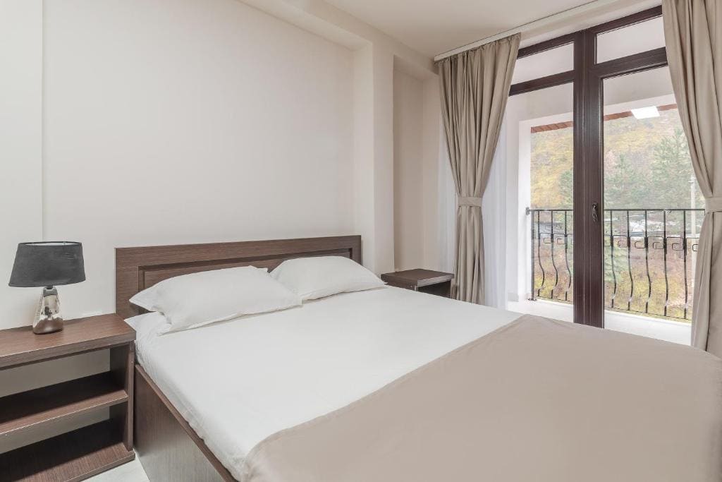 Deluxe Apartment room - Image 3