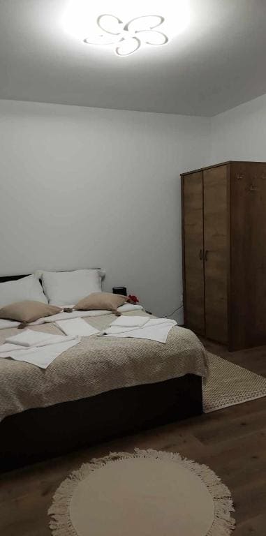 Double Room with Mountain View room - Image 3
