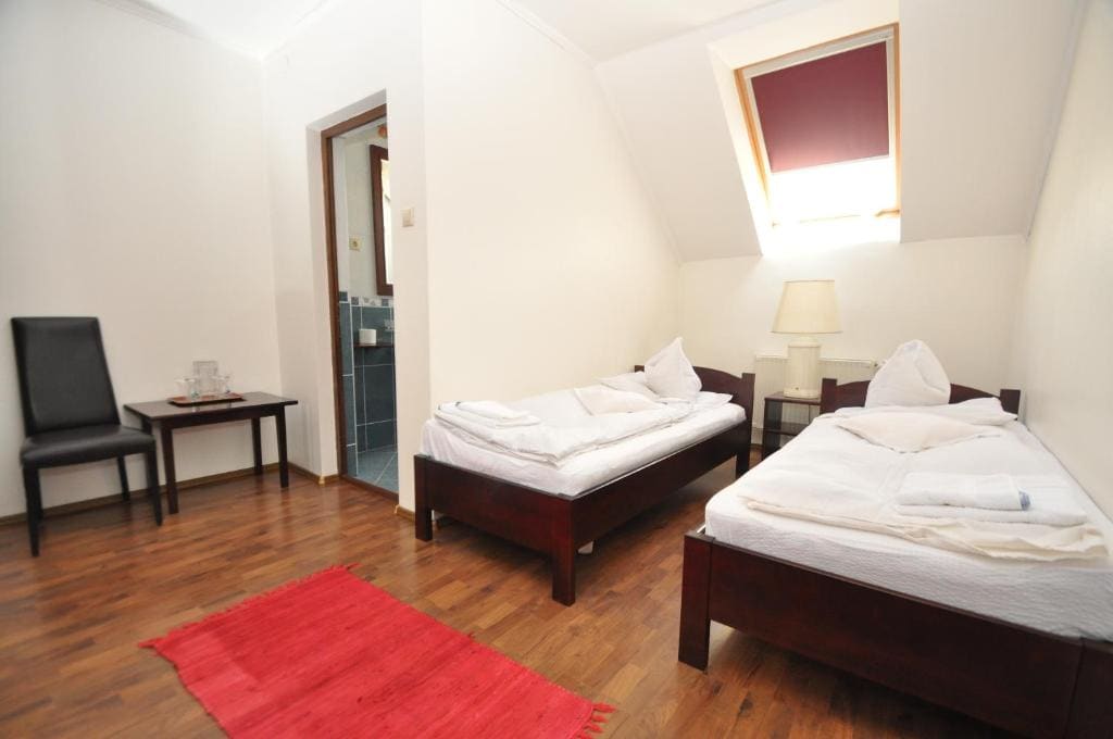 Double or Twin Room with Private Bathroom room - Image 3