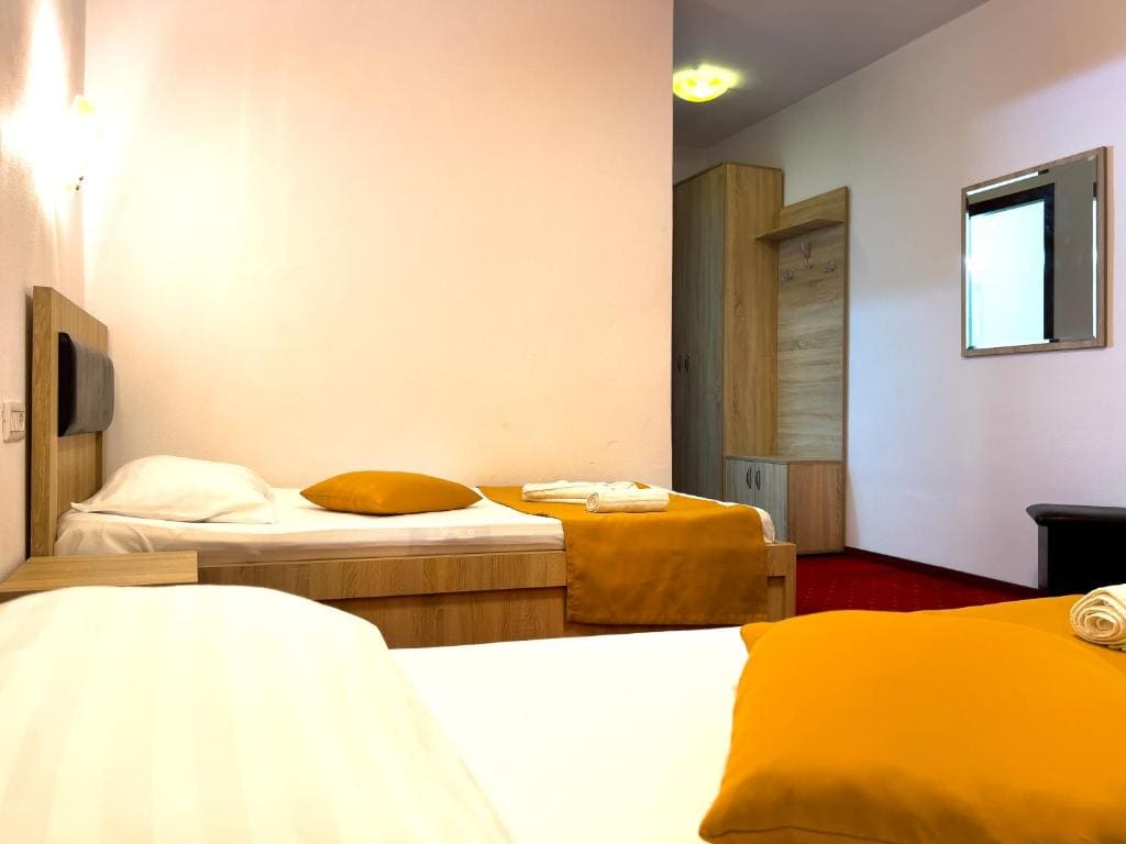 Twin Room room - Image 2