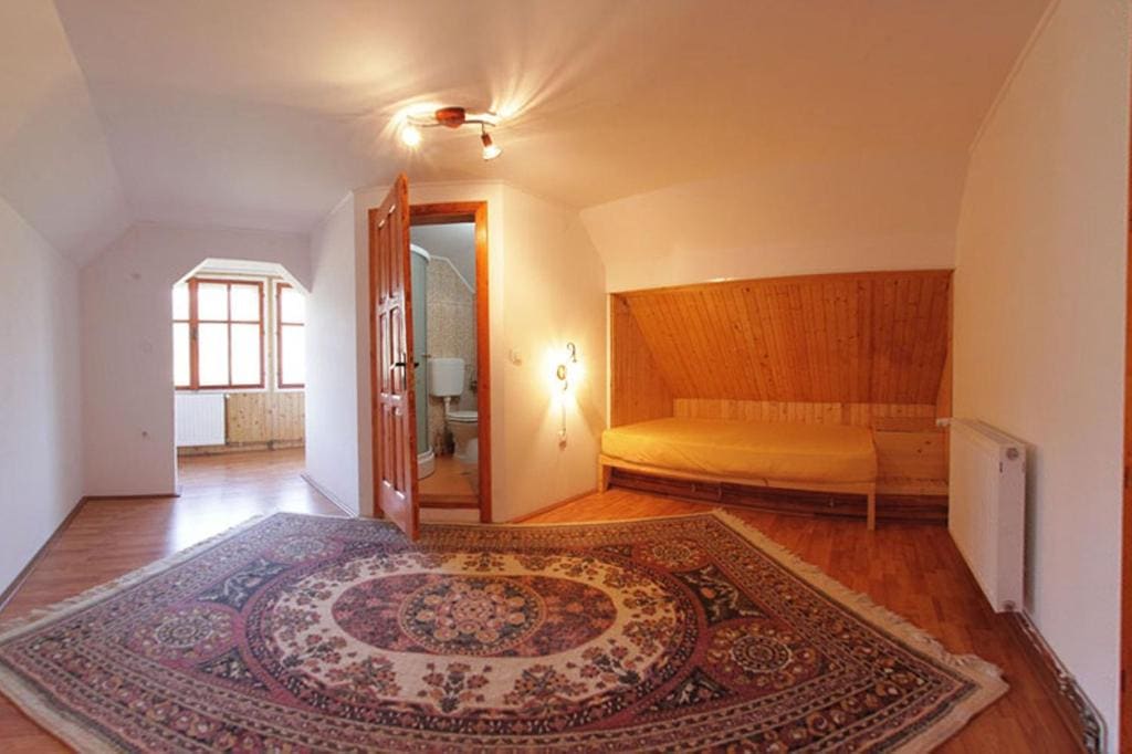 Suite room - Image 3