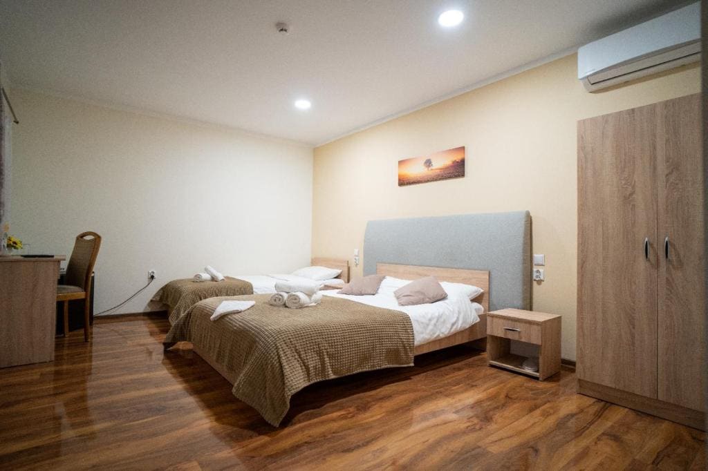 Triple Room with Private Bathroom room - Image 1