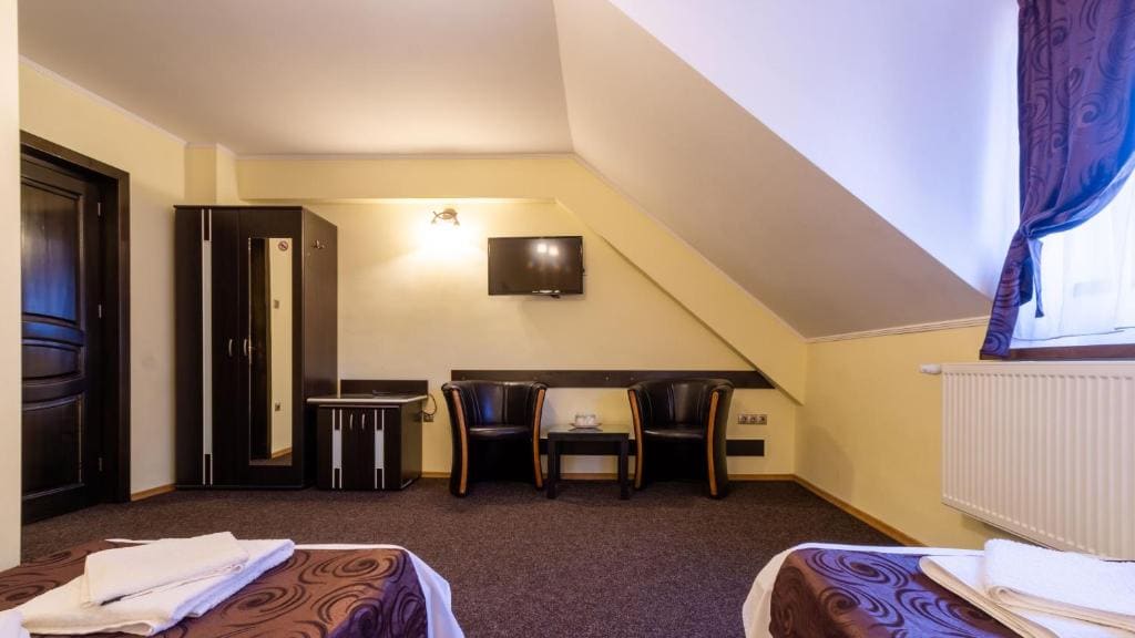 Superior Twin Room room - Image 1