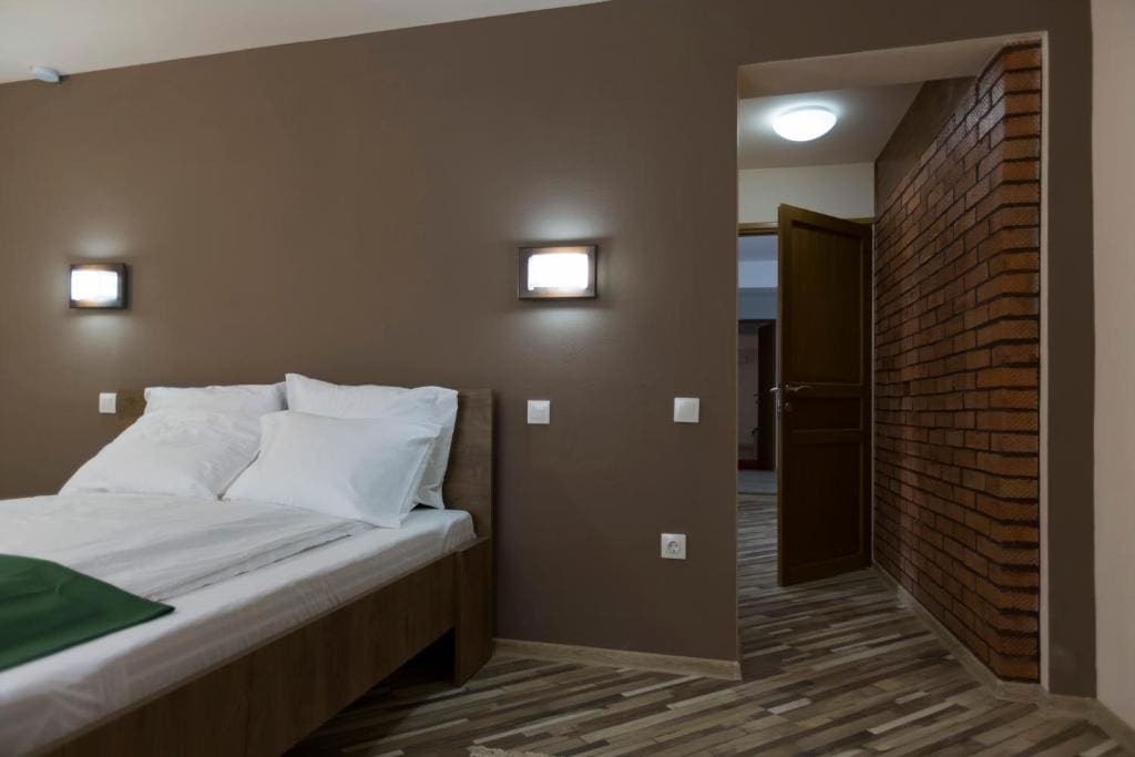 Double Room with Private Bathroom and without AC room - Image 1