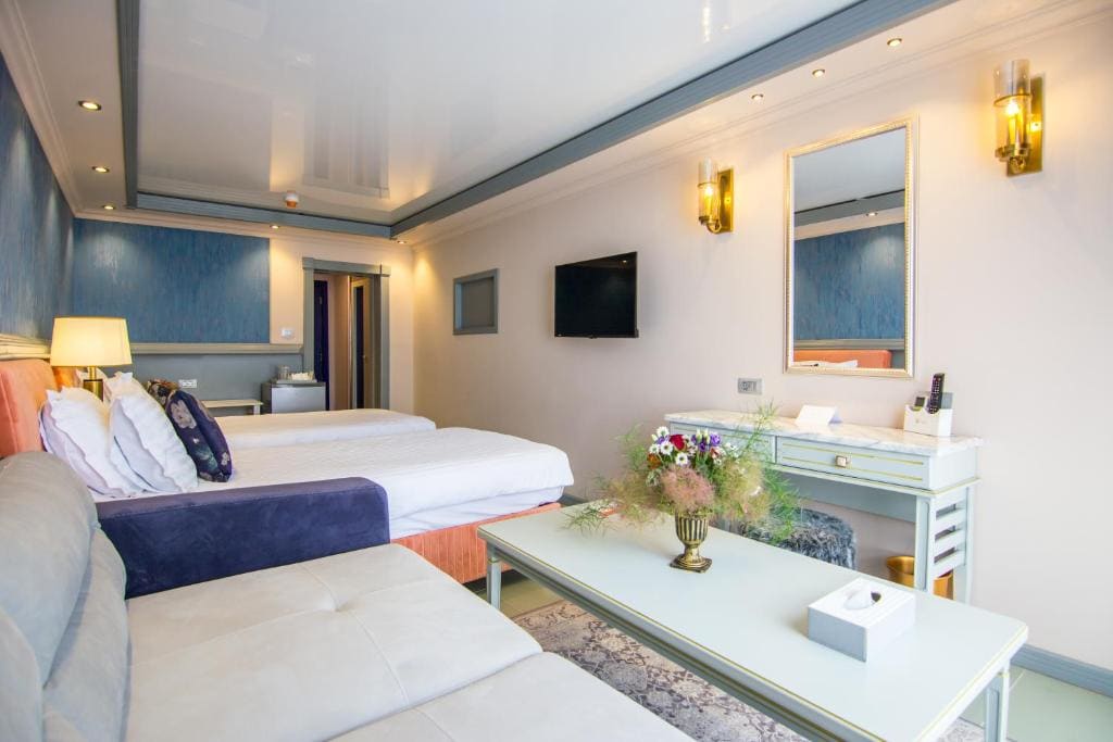 Matrimoniala/Twin Phenicia Blue View - Belvedere room - Image 3