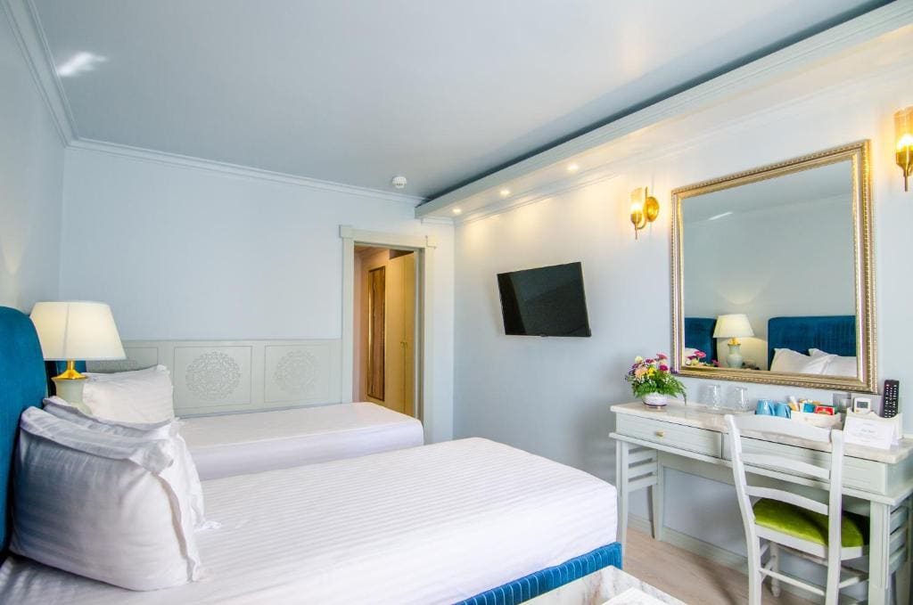 Matrimoniala/Twin Standard City View - Amfiteatru room - Image 1