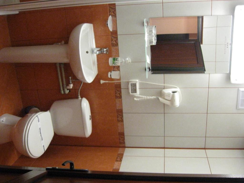 Room Selected at Check In room - Image 2