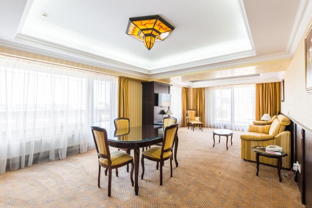 Two Room King Suite with Kitchenette room - Image 1