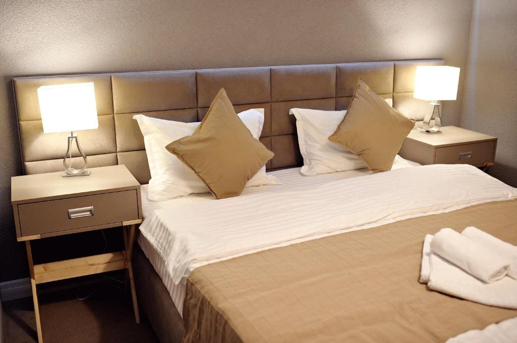 Large Double Room room - Image 2