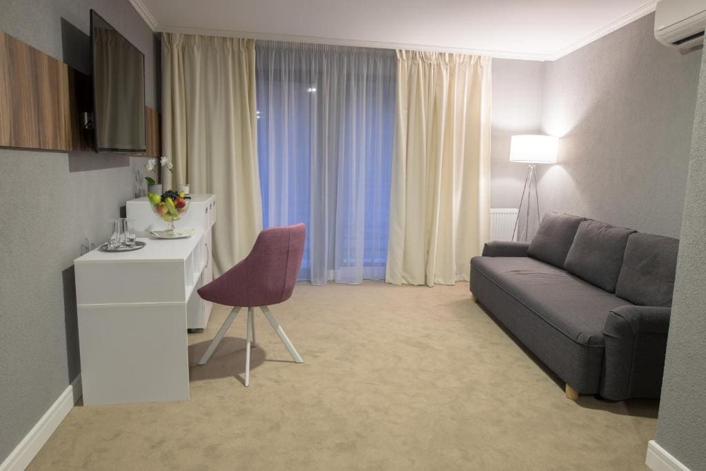 Apartment with Terrace room - Image 1