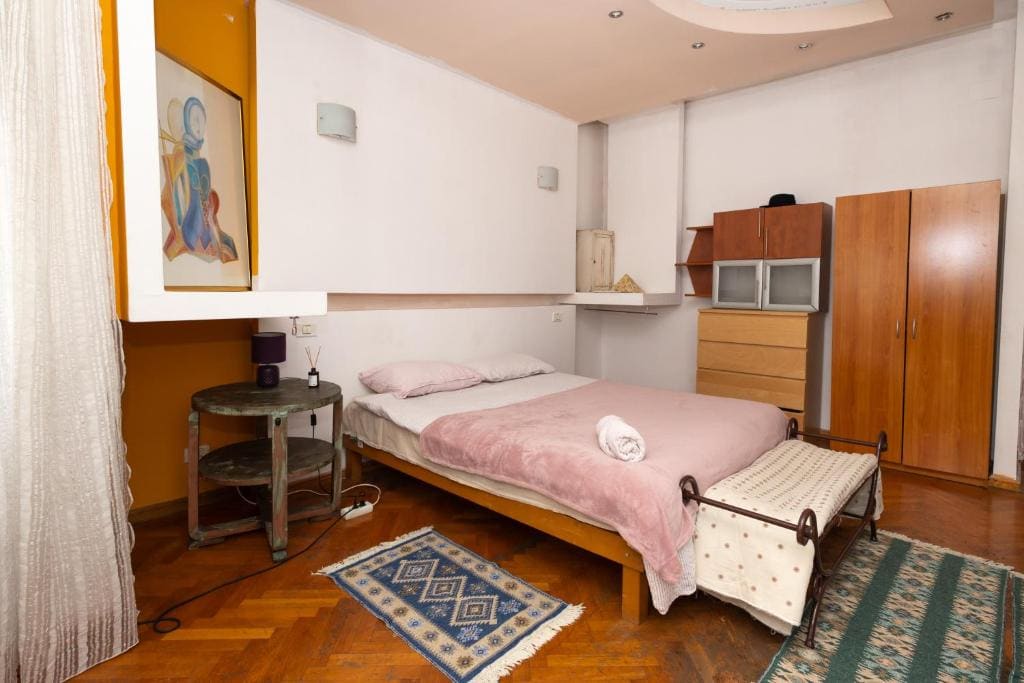 Double Room with Balcony room - Image 3