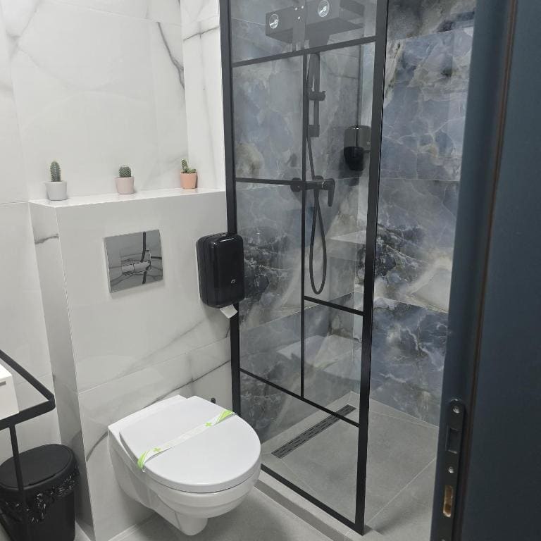 Superior Twin Room room - Image 2