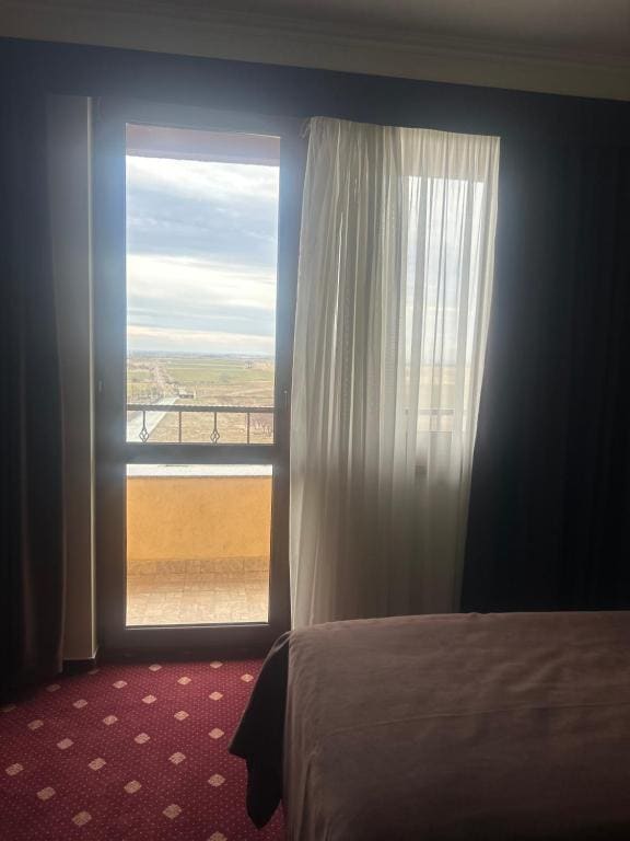 Apartment with Balcony room - Image 2