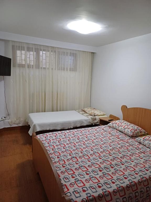 Triple Room with Bathroom room - Image 3