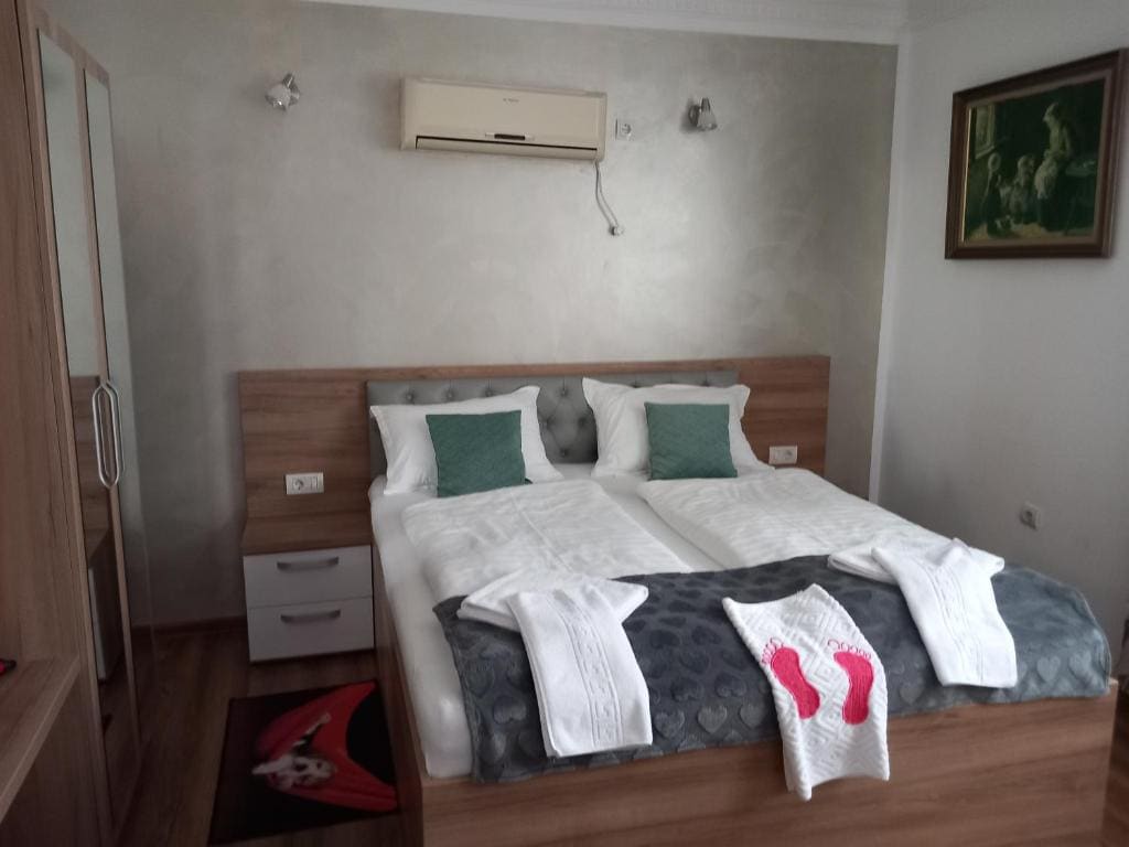 Deluxe Double Room room - Image 1