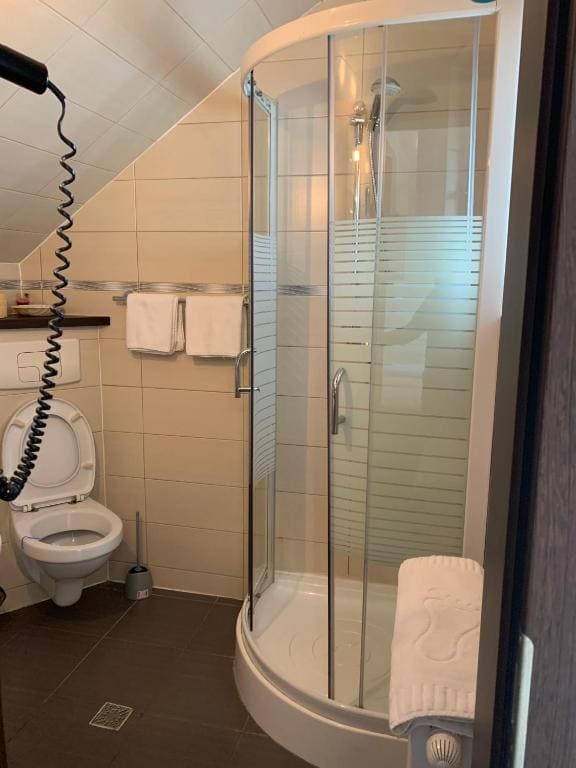Three-Bedroom Suite room - Image 3