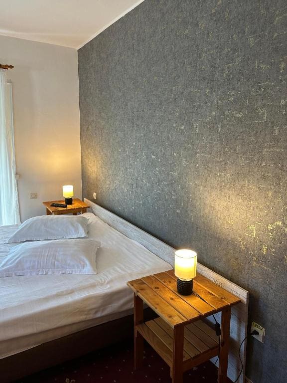 Double Room with Balcony room - Image 1