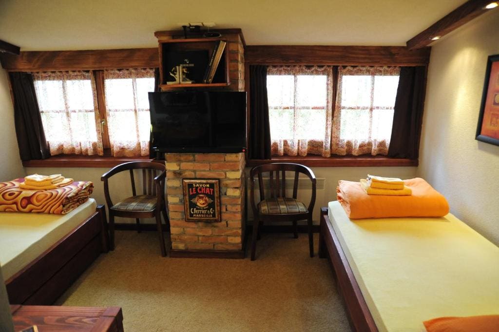 Twin Room room - Image 2