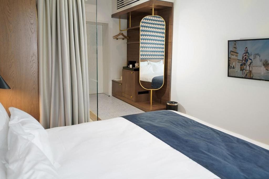 Deluxe Double Room room - Image 2