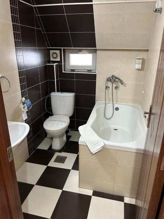 Twin Room room - Image 3