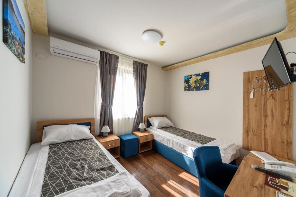 Double or Twin Room room - Image 2