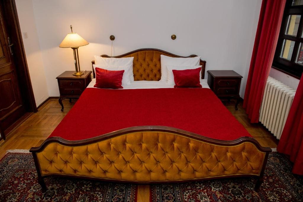 Standard King Room room - Image 3