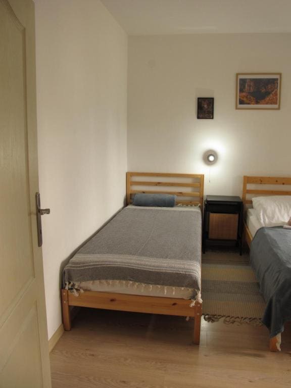 Apartment room - Image 2