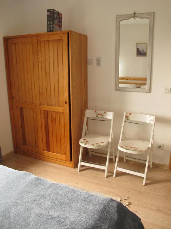 Apartment room - Image 1