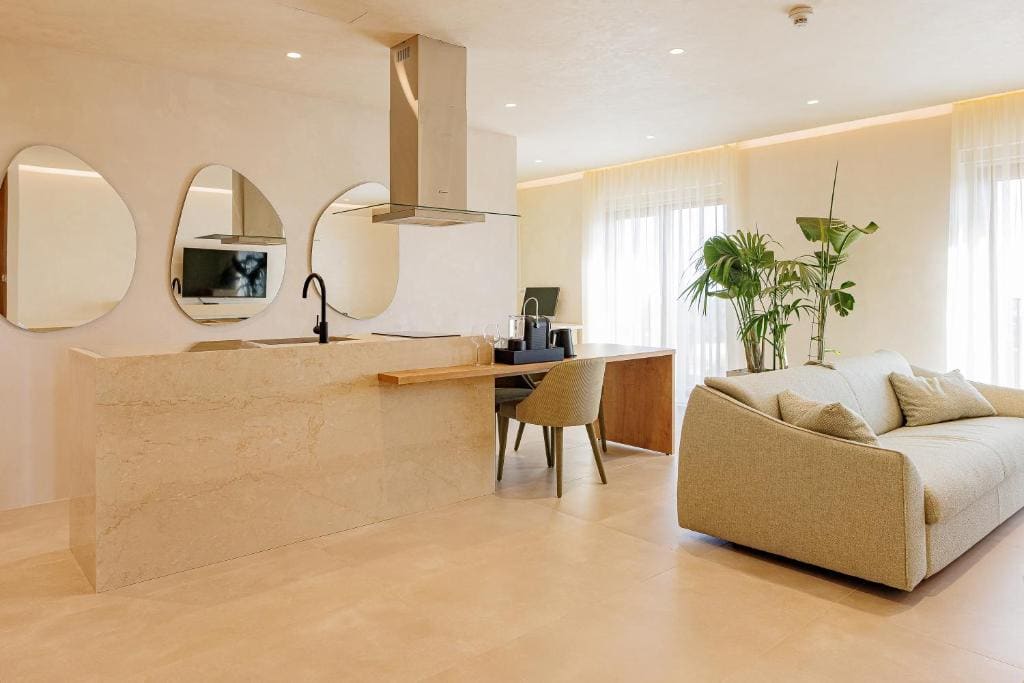 One-Bedroom Apartment with Complimentary Spa Access room - Image 3