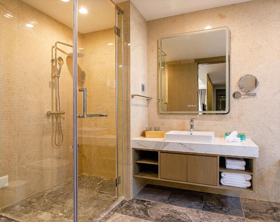 Executive Double Room with Free Parking room - Image 2
