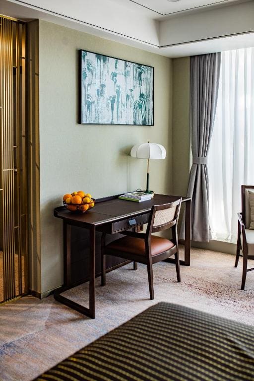 Executive Double Room with Free Parking room - Image 1
