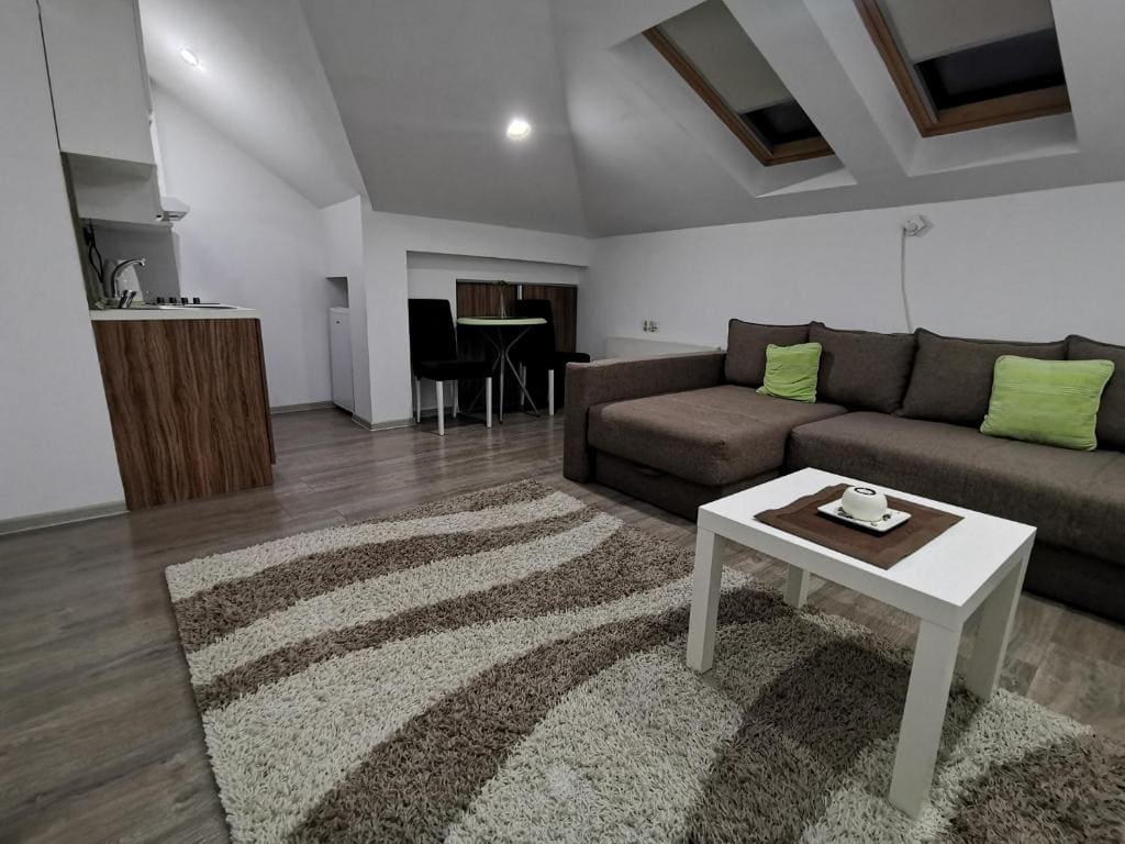 One-Bedroom Apartment room - Image 2