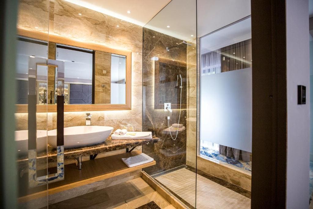 Deluxe Double Room room - Image 2