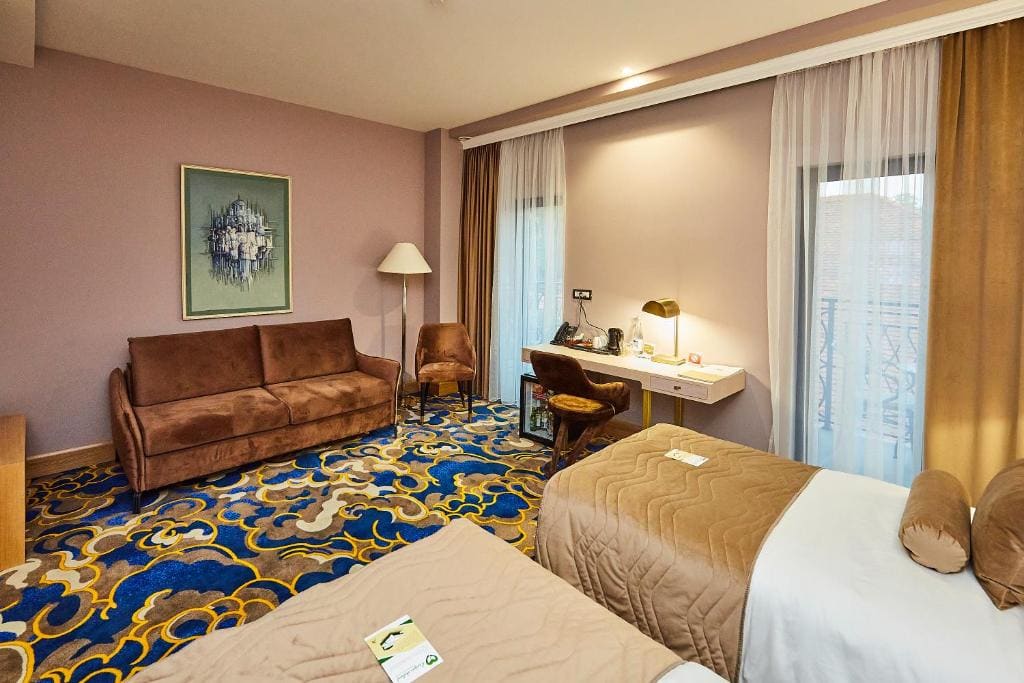 Superior Twin Room room - Image 1