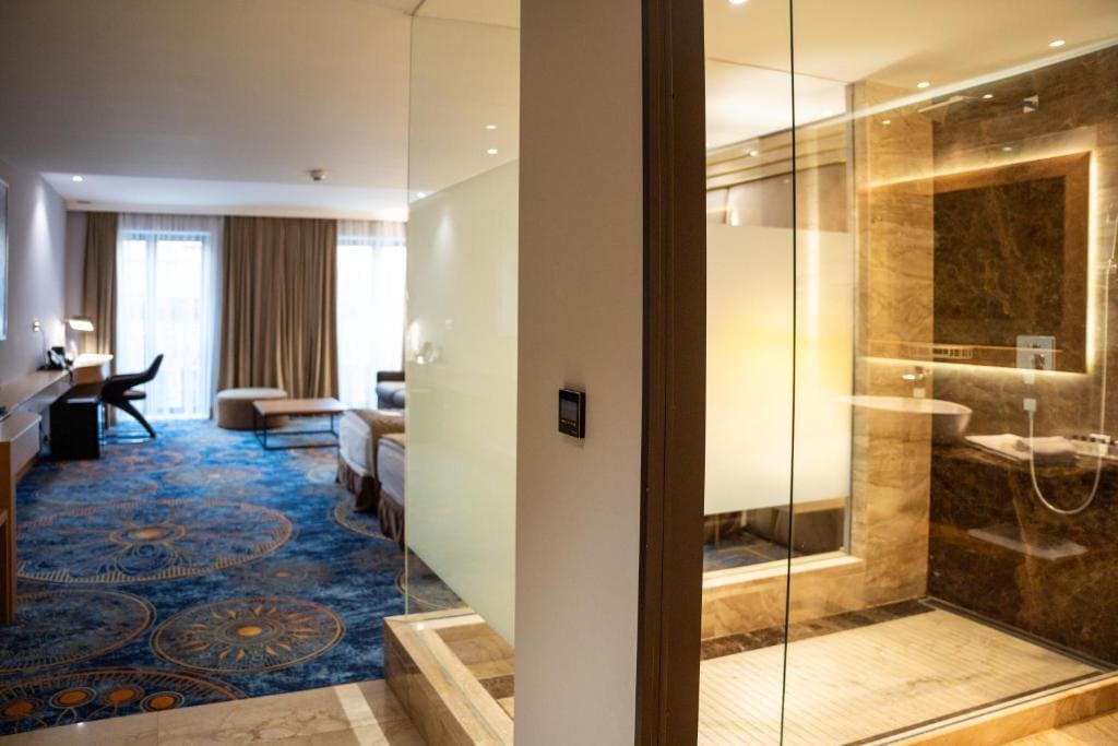 Twin Room with Extra Bed room - Image 3