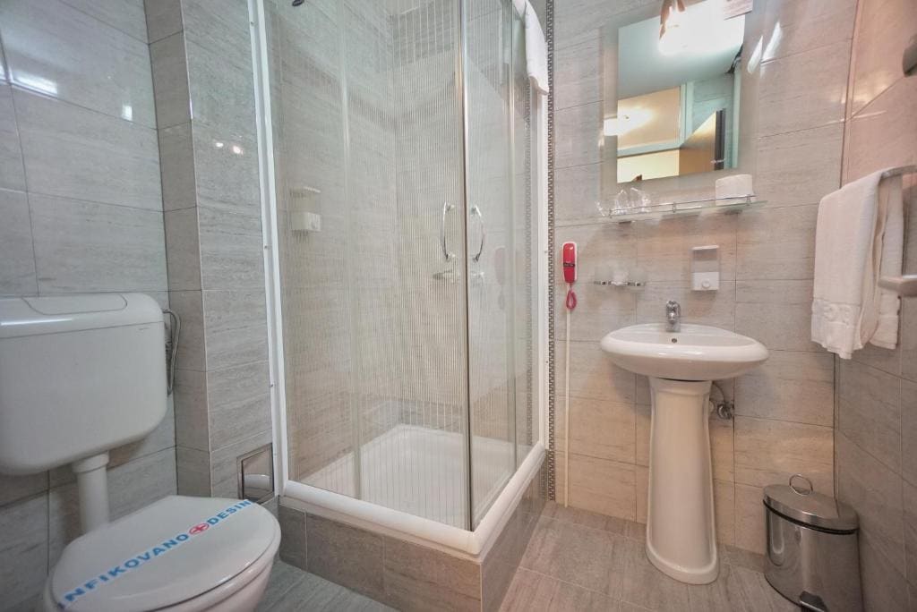 Family Studio with Free Parking room - Image 3