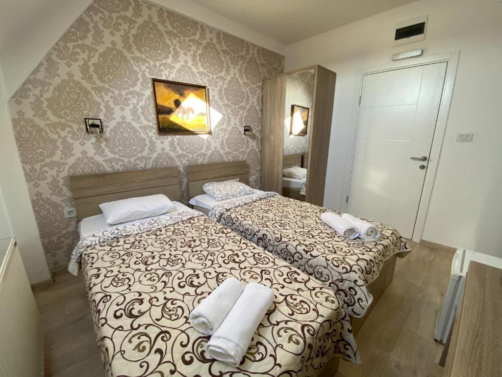 Twin Room room - Image 3