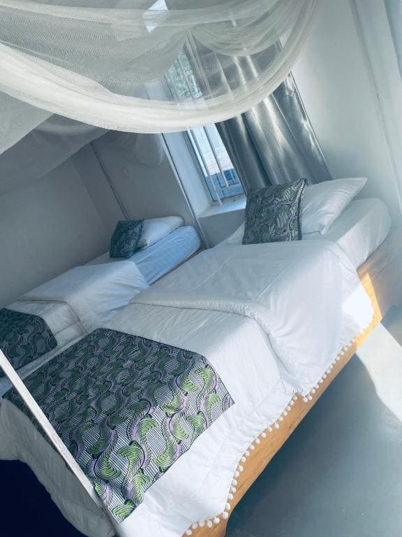 Twin Room room - Image 2