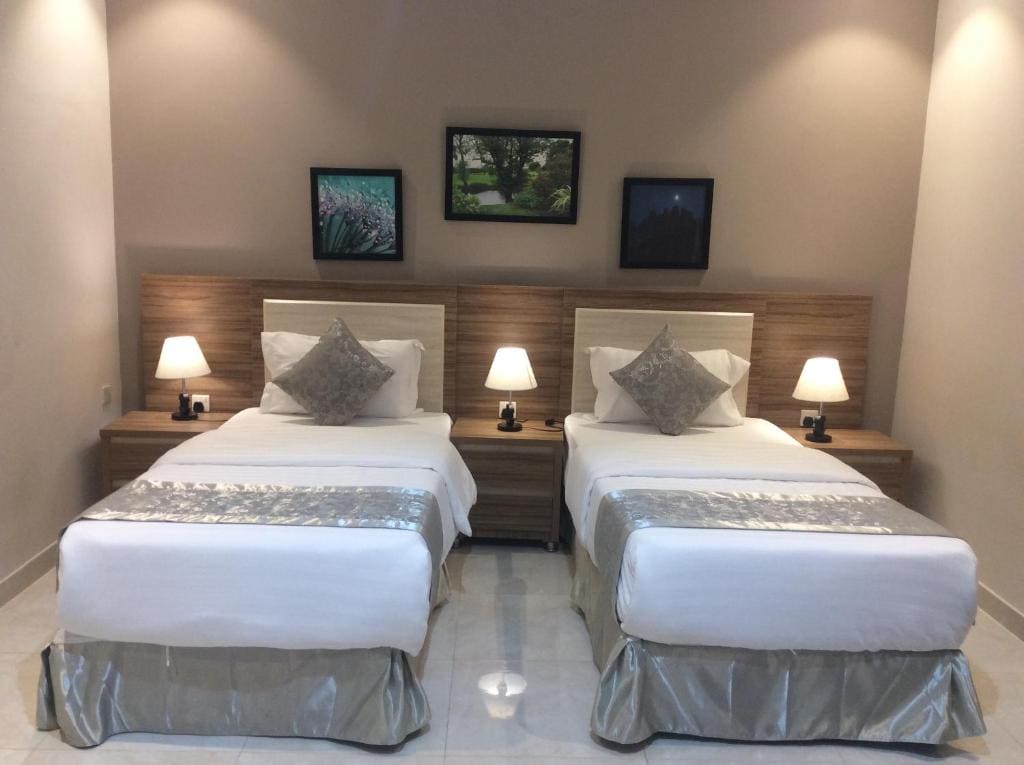 Standard Twin Room room - Image 1