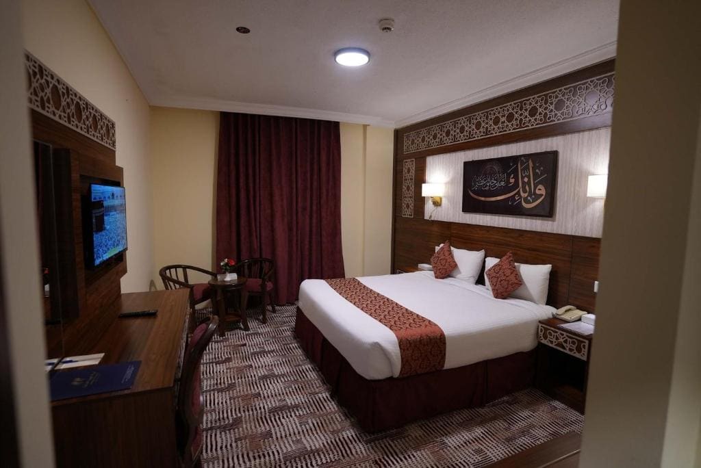 Premium King Room room - Image 3