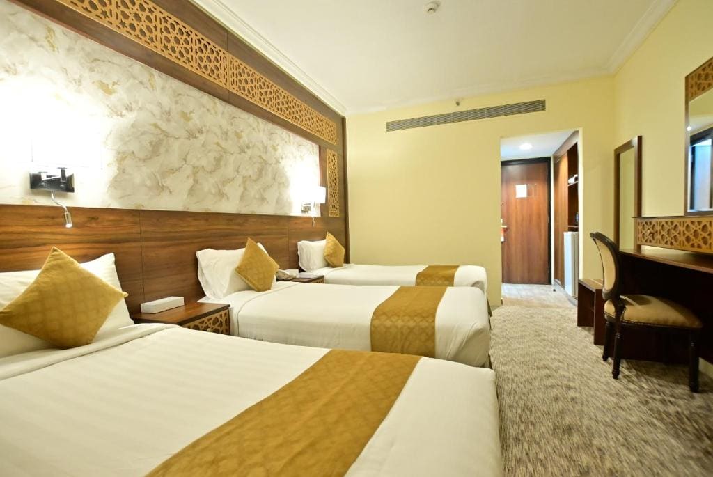 Premium Triple Room room - Image 1