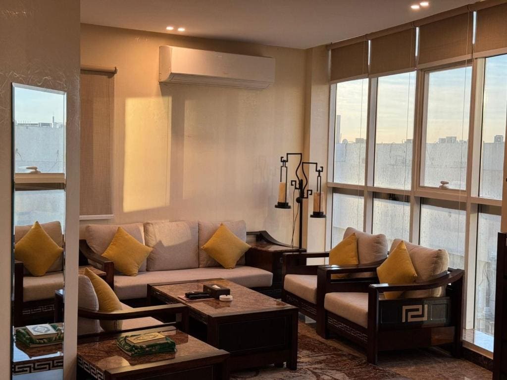 Premium superior Two-Bedroom Apartment room - Image 2
