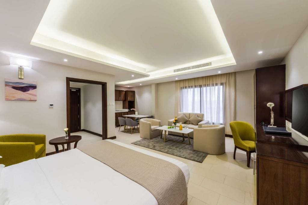 Junior King Suite - Non-Smoking room - Image 1