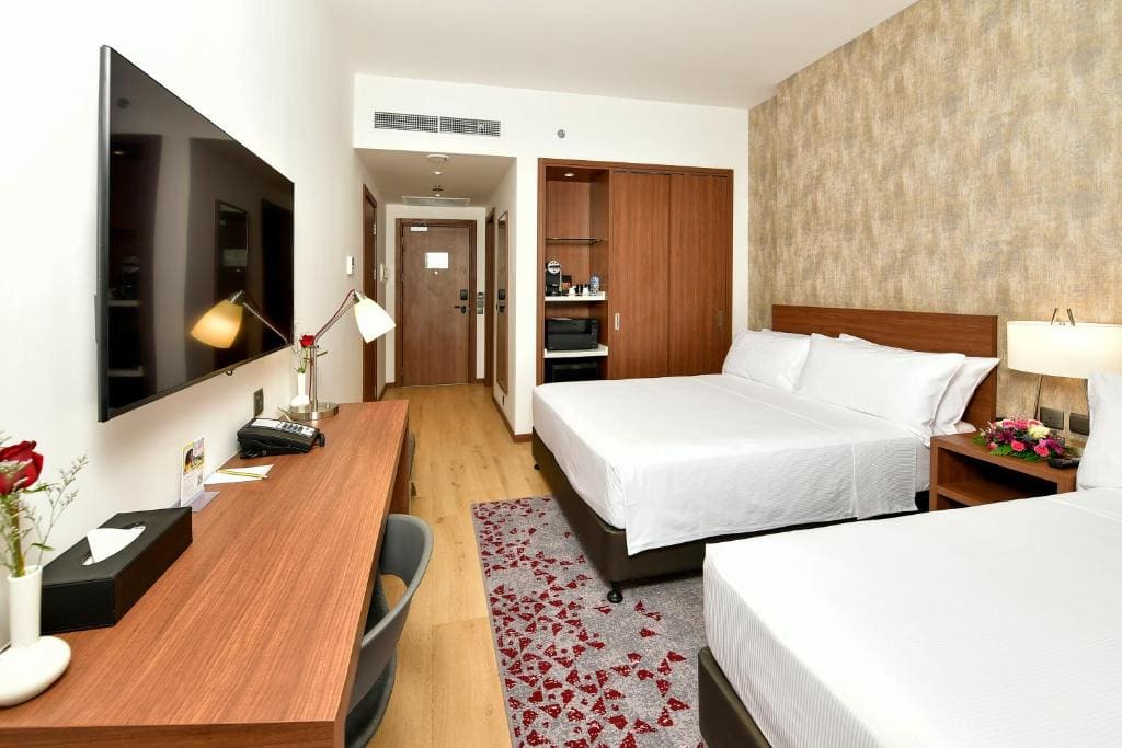 Superior Efficiency King Suite - Non-Smoking room - Image 1